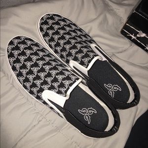 juice wrld shoes vans